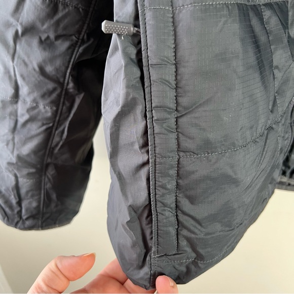 The North Face Men’s 450 Fill Down Jacket Gray XL Lightweight Insulated Puffer - Picture 8 of 14